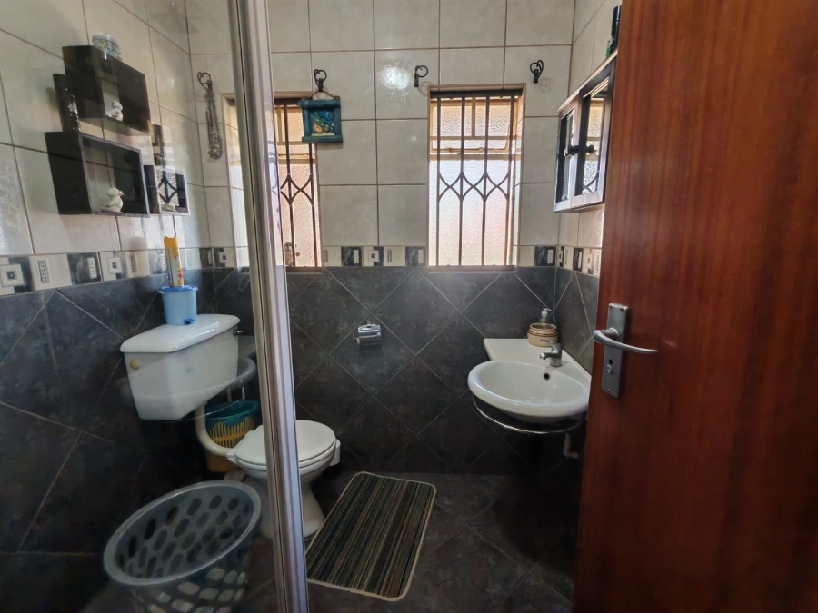 3 Bedroom Property for Sale in Vaalpark Free State